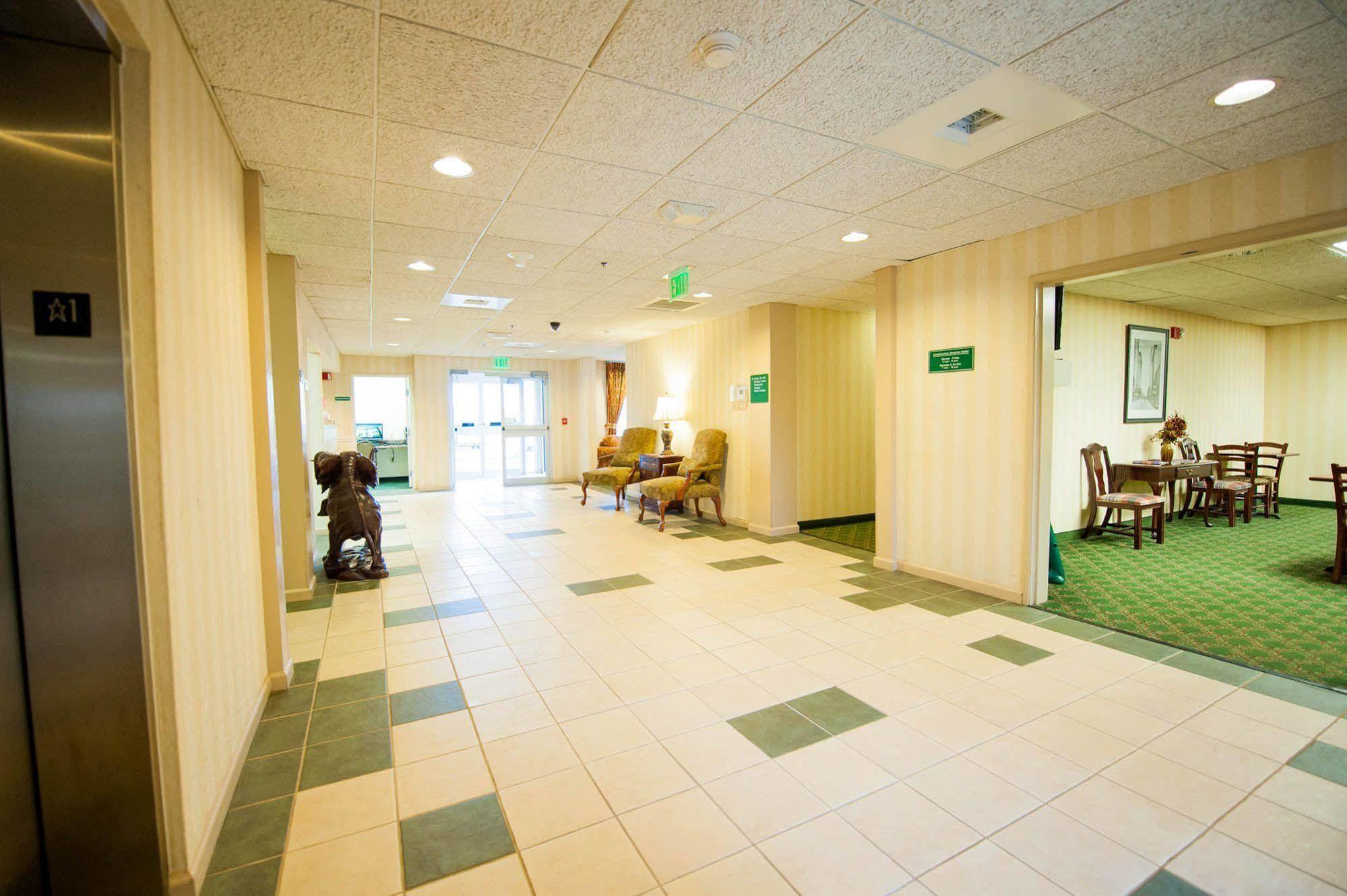 Greystone Inn & Suites Vance Ngoại thất bức ảnh