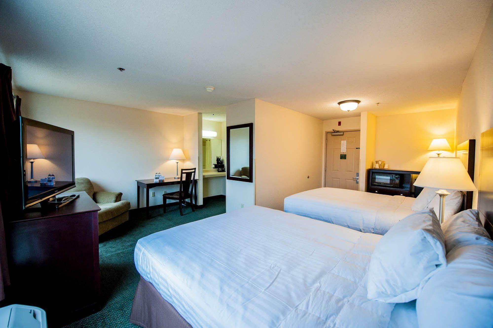 Greystone Inn & Suites Vance Ngoại thất bức ảnh